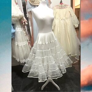Free People 💗 Vintage full tulle crinoline petticoat
